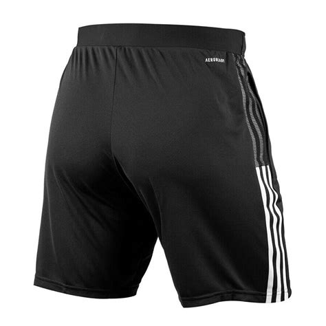 soccer shorts with pockets